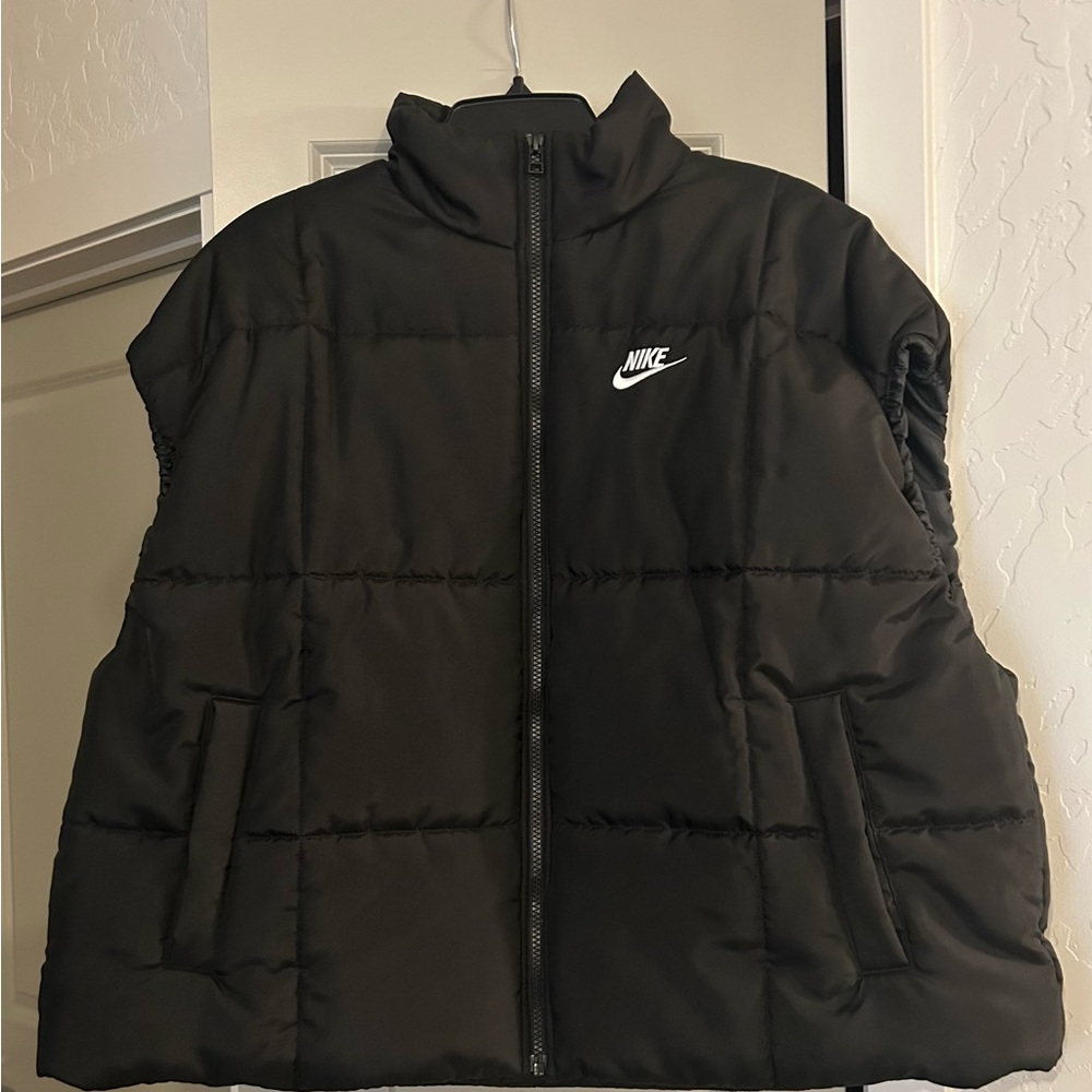 Nike Black oversized Puffer Vest